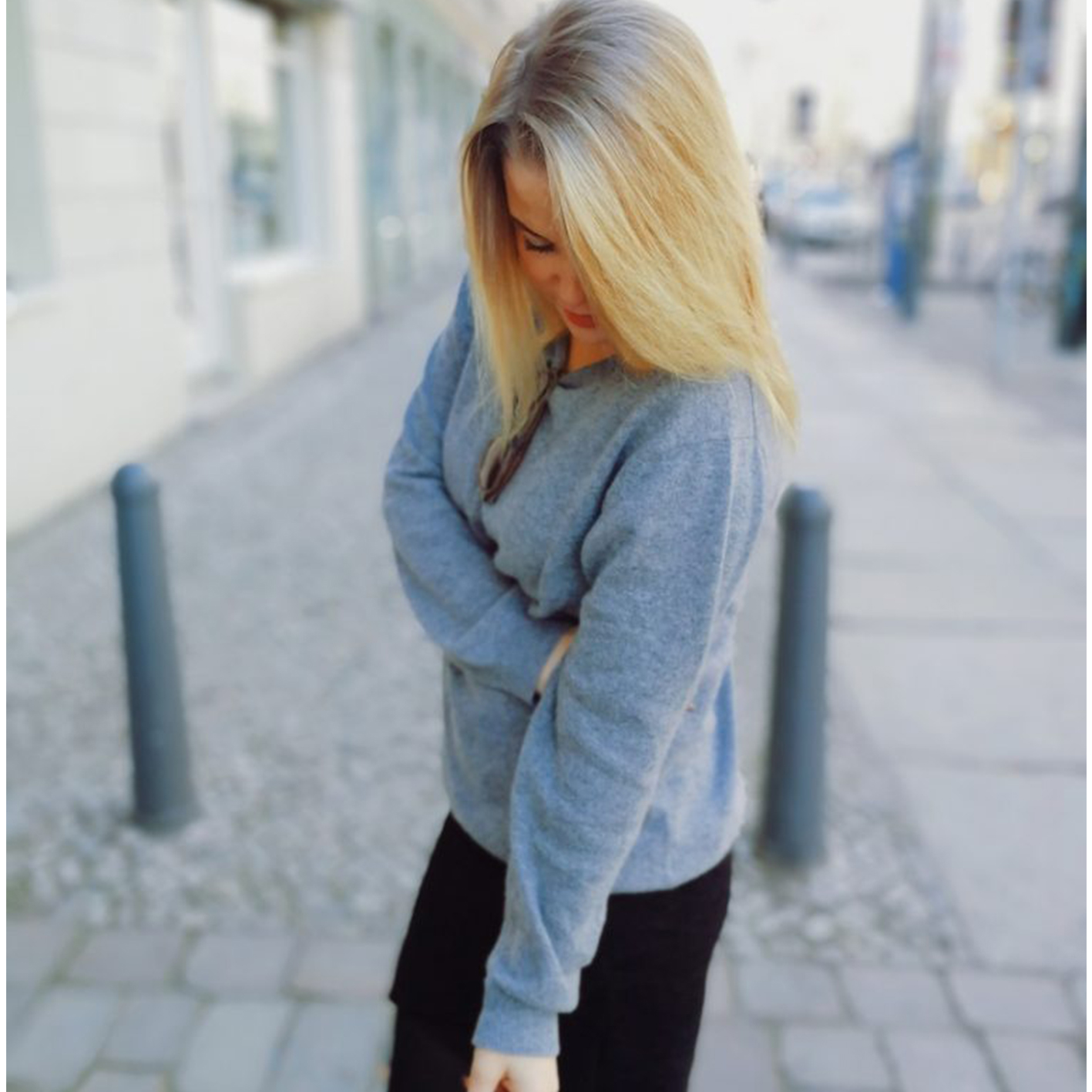 Regitse Rosenvinge i our soft cashmere sweater from her blog The Copenhagen Traveler