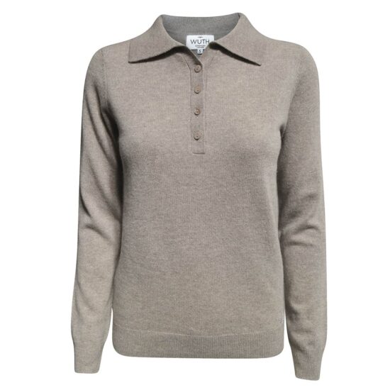 Wuth Copenhagen's classic fit polo sweater in 100% premium heavy cashmere knit from Inner Mongolia with polo collar, four buttons, and rib knitted at hem.