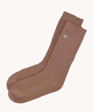 Cashmere sokker fra Wuth Copenhagen i den finske brune caramel farve. 100% cashmere strømper.