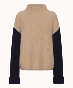 Luna Pullover i 100% premium cashmere. Wuth Copenhagen har designet en chunky og luksuriøs cashmere sweater.
